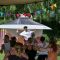 Joschua Taake Yoga Dance Flow Lehrer vor einer Yoga Dance Flow Gruppe beim Yoga Festival